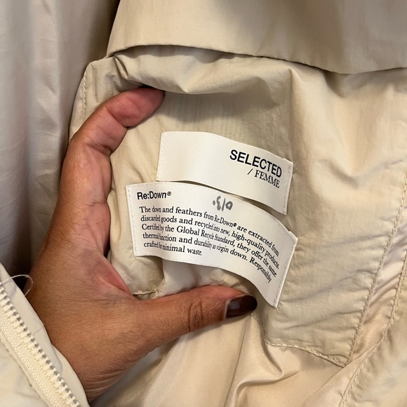 Selected Femme Down Puffer - Picture 7 of 9